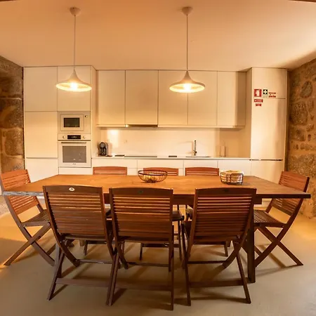 Quinta Da Corredoura, Rural Γκιμαράες