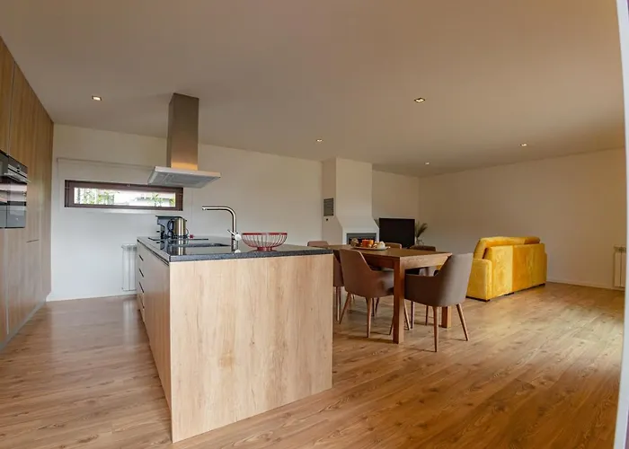 Quinta Da Corredoura, Rural * גימראייש